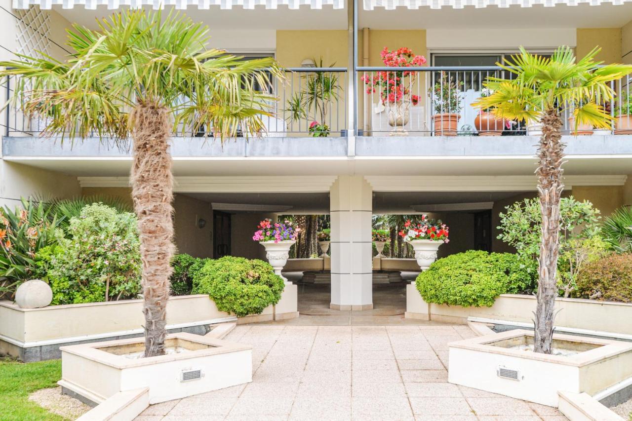 Le Lido - Piscine, Proche Plage Cagnes-sur-Mer Eksteriør billede